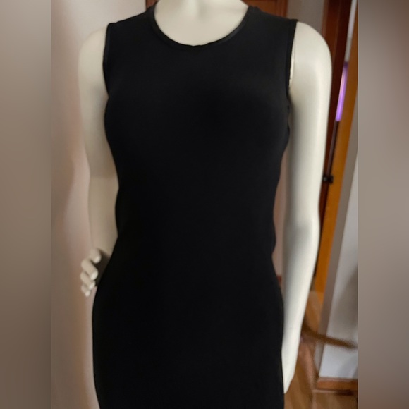 Dress - Picture 2 of 13